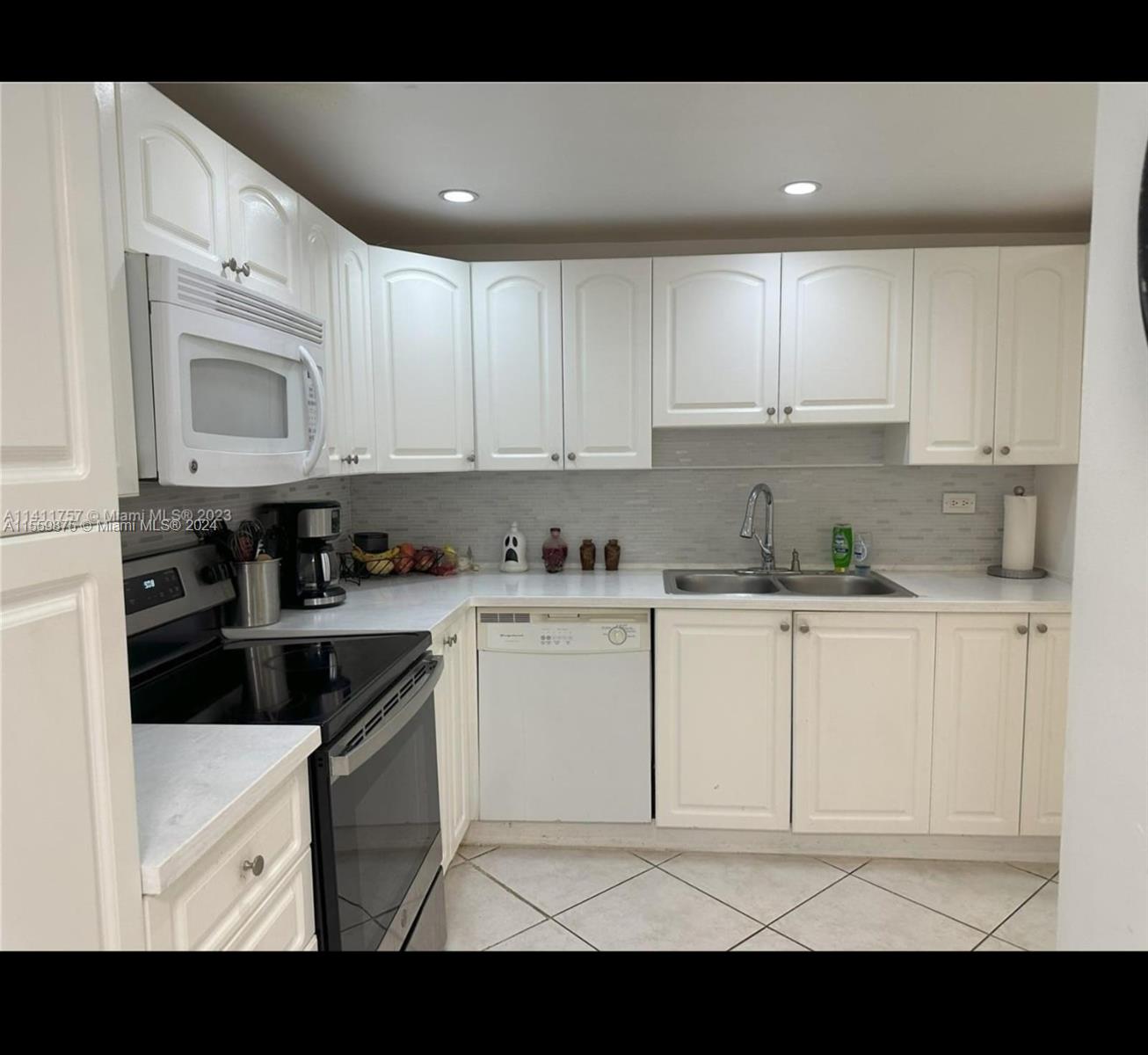 6039 Collins Ave 1512, Miami Beach, Florida 33140, 2 Bedrooms Bedrooms, ,2 BathroomsBathrooms,Residentiallease,For Rent,6039 Collins Ave 1512,A11559875