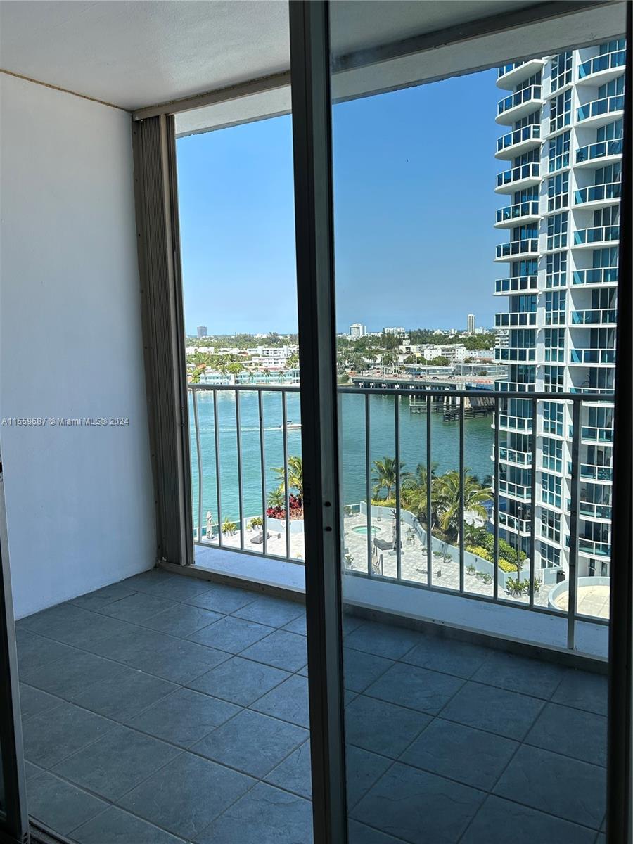 1865 79th St Cswy 11M, North Bay Village, Florida 33141, 1 Bedroom Bedrooms, ,1 BathroomBathrooms,Residential,For Sale,1865 79th St Cswy 11M,A11559687