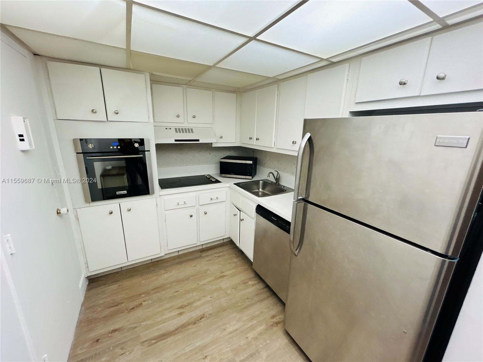 1865 79th St Cswy 11M, North Bay Village, Florida 33141, 1 Bedroom Bedrooms, ,1 BathroomBathrooms,Residential,For Sale,1865 79th St Cswy 11M,A11559687