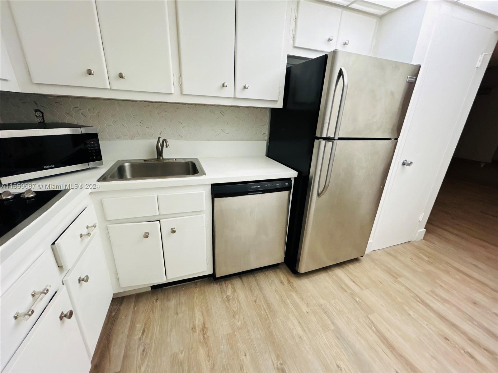 1865 79th St Cswy 11M, North Bay Village, Florida 33141, 1 Bedroom Bedrooms, ,1 BathroomBathrooms,Residential,For Sale,1865 79th St Cswy 11M,A11559687