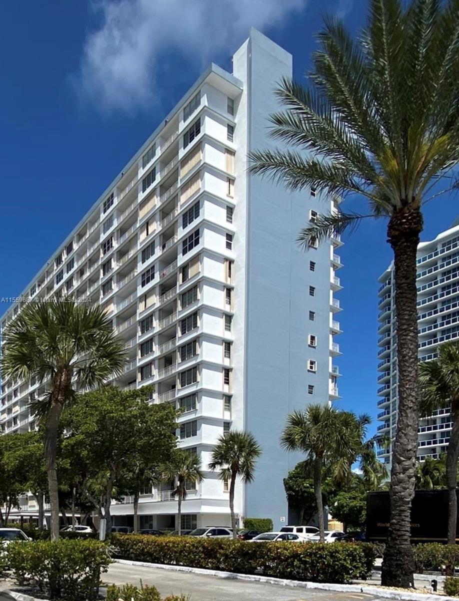 1865 79th St Cswy 11M, North Bay Village, Florida 33141, 1 Bedroom Bedrooms, ,1 BathroomBathrooms,Residential,For Sale,1865 79th St Cswy 11M,A11559687