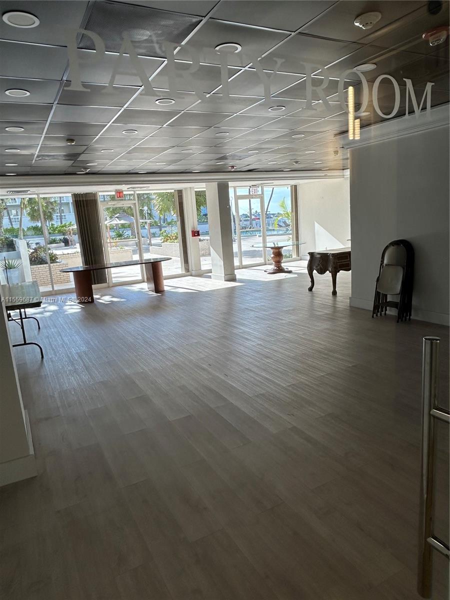 1865 79th St Cswy 11M, North Bay Village, Florida 33141, 1 Bedroom Bedrooms, ,1 BathroomBathrooms,Residential,For Sale,1865 79th St Cswy 11M,A11559687