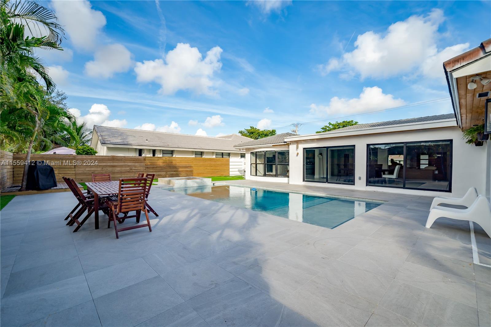 3400 N Park Rd, Hollywood, Florida 33021, 5 Bedrooms Bedrooms, ,4 BathroomsBathrooms,Residential,For Sale,3400 N Park Rd,A11559412