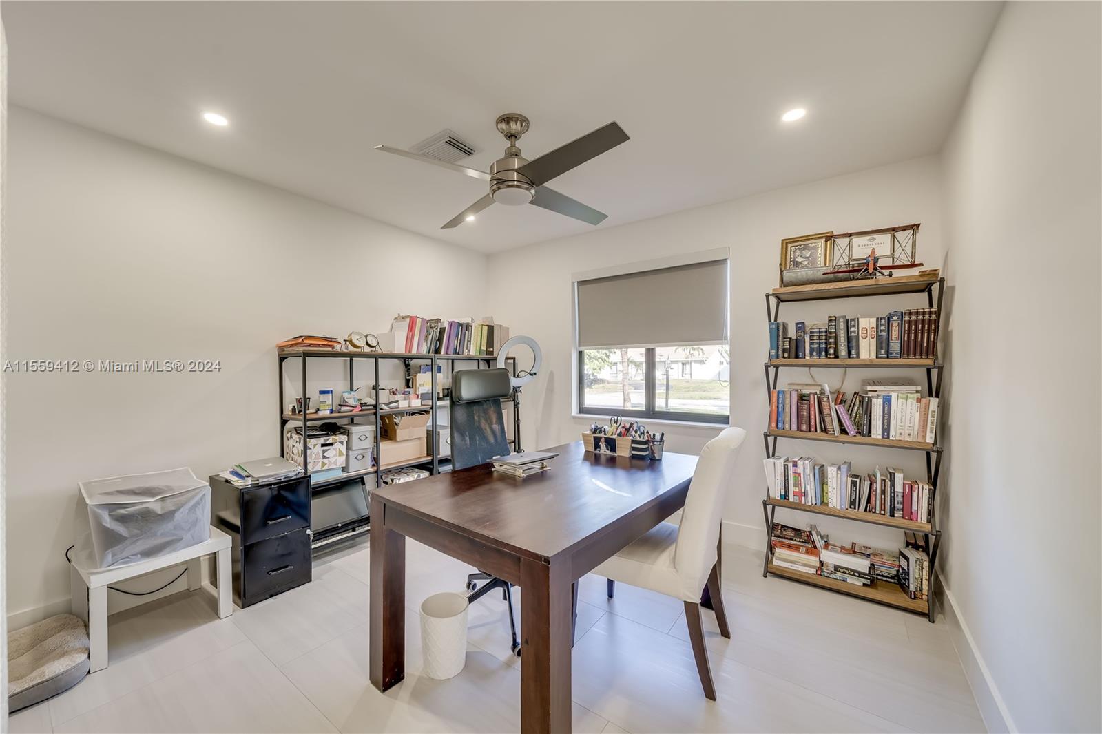 3400 N Park Rd, Hollywood, Florida 33021, 5 Bedrooms Bedrooms, ,4 BathroomsBathrooms,Residential,For Sale,3400 N Park Rd,A11559412