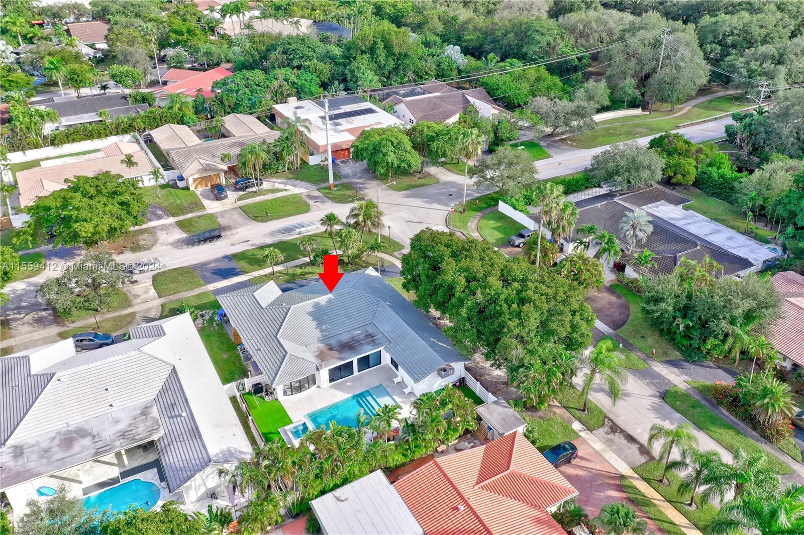 3400 N Park Rd, Hollywood, Florida 33021, 5 Bedrooms Bedrooms, ,4 BathroomsBathrooms,Residential,For Sale,3400 N Park Rd,A11559412