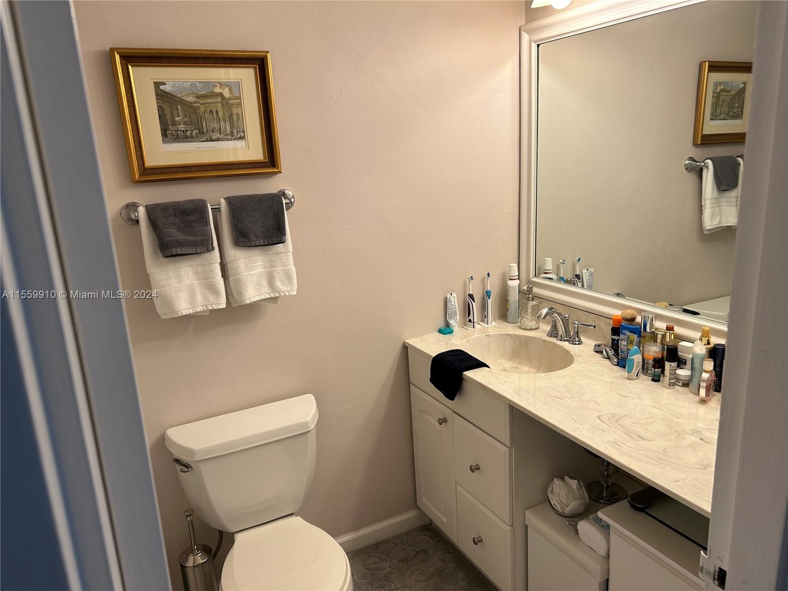 700 Biltmore Way 711, Coral Gables, Florida 33134, 1 Bedroom Bedrooms, ,1 BathroomBathrooms,Residential,For Sale,700 Biltmore Way 711,A11559910