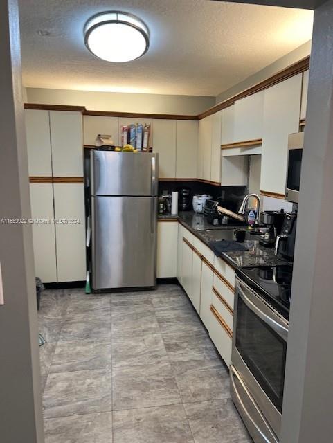4211 NW 41st St 407, Lauderdale Lakes, Florida 33319, 2 Bedrooms Bedrooms, ,2 BathroomsBathrooms,Residential,For Sale,4211 NW 41st St 407,A11559922