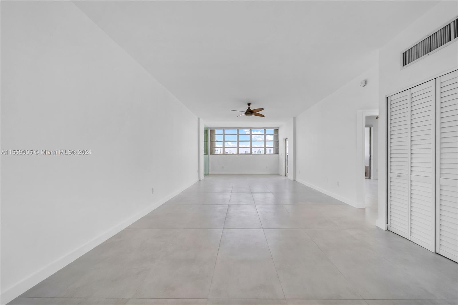 800 West Ave PH29, Miami Beach, Florida 33139, 1 Bedroom Bedrooms, ,1 BathroomBathrooms,Residentiallease,For Rent,800 West Ave PH29,A11559905