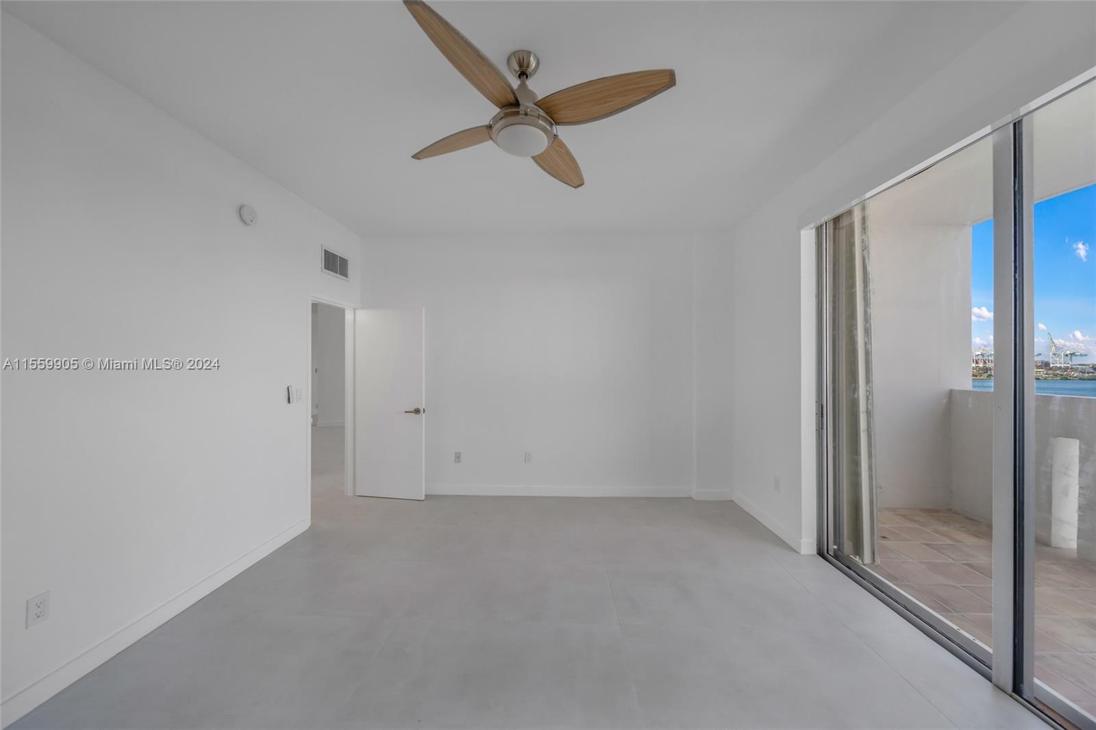 800 West Ave PH29, Miami Beach, Florida 33139, 1 Bedroom Bedrooms, ,1 BathroomBathrooms,Residentiallease,For Rent,800 West Ave PH29,A11559905