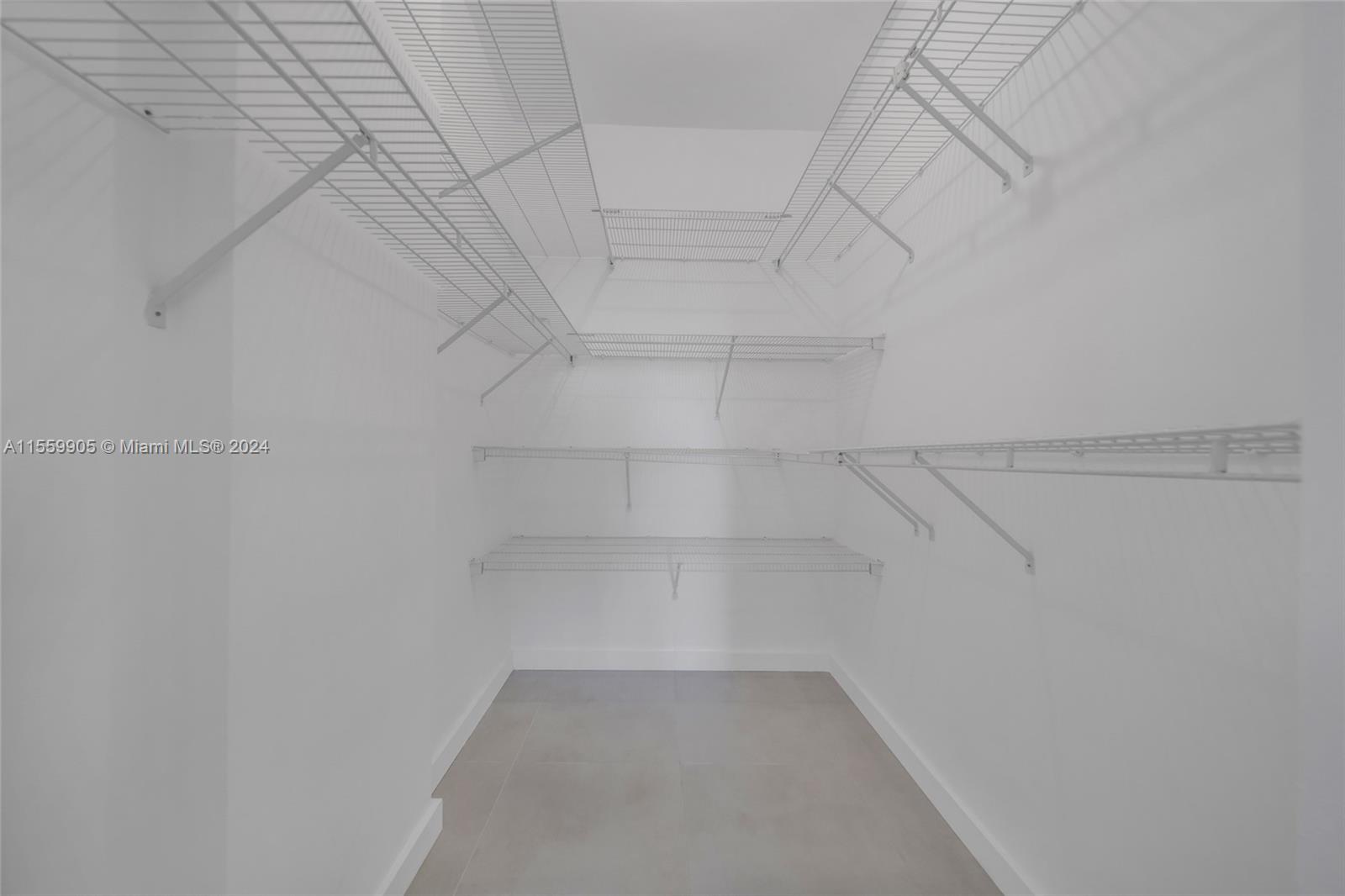 800 West Ave PH29, Miami Beach, Florida 33139, 1 Bedroom Bedrooms, ,1 BathroomBathrooms,Residentiallease,For Rent,800 West Ave PH29,A11559905