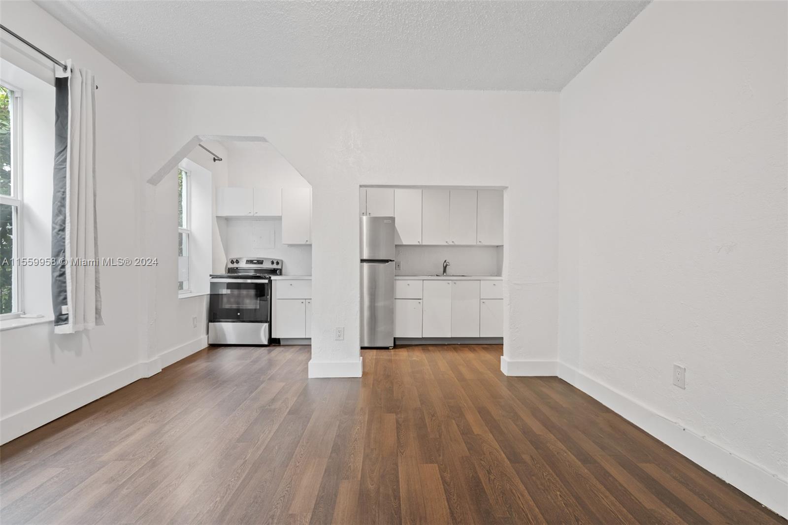 1618 Michigan Ave 6, Miami Beach, Florida 33139, 1 Bedroom Bedrooms, ,1 BathroomBathrooms,Residential,For Sale,1618 Michigan Ave 6,A11559958
