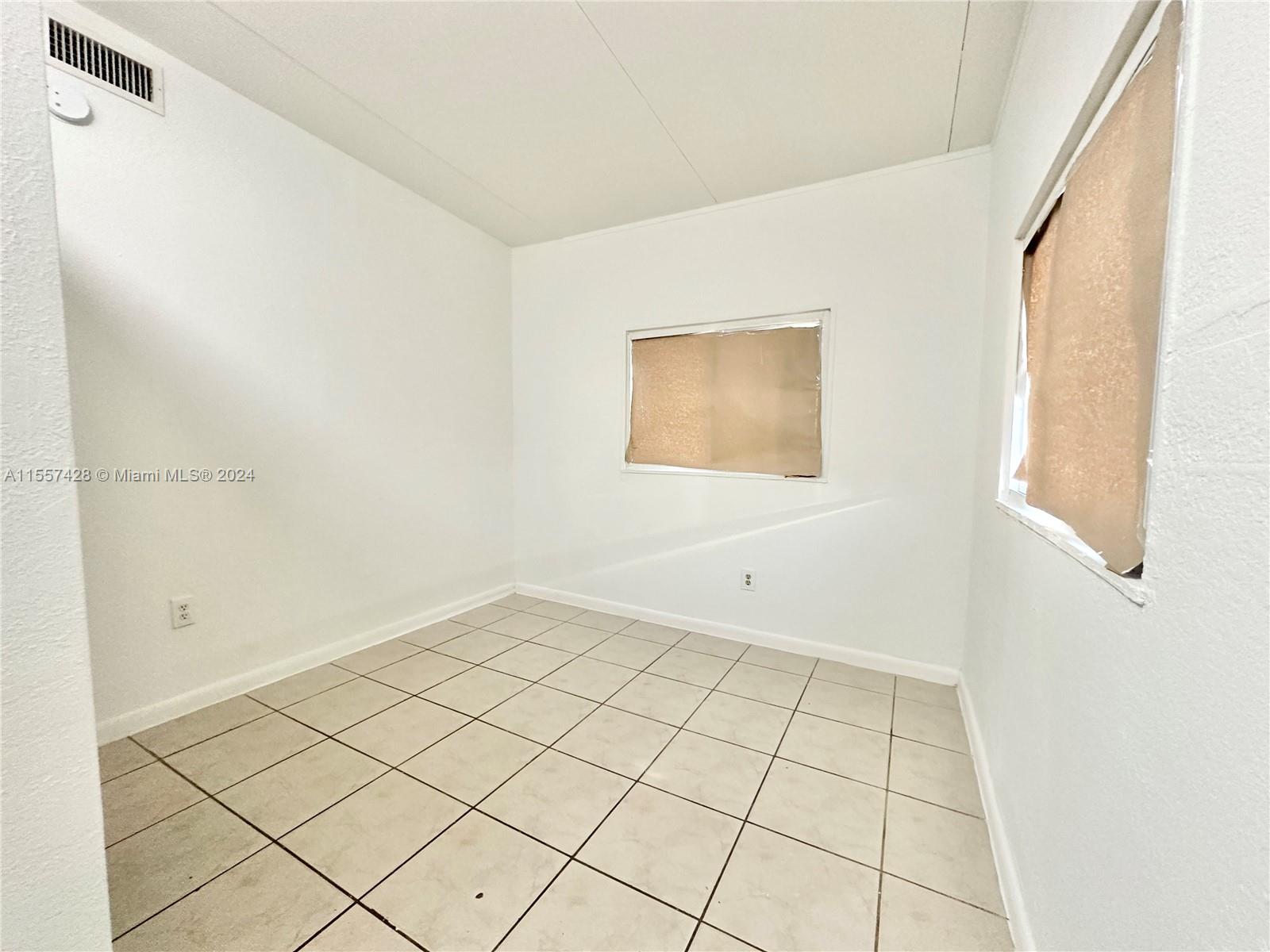 349 NW 80th Street 349, Miami, Florida 33150, 2 Bedrooms Bedrooms, ,2 BathroomsBathrooms,Residentiallease,For Rent,349 NW 80th Street 349,A11557428
