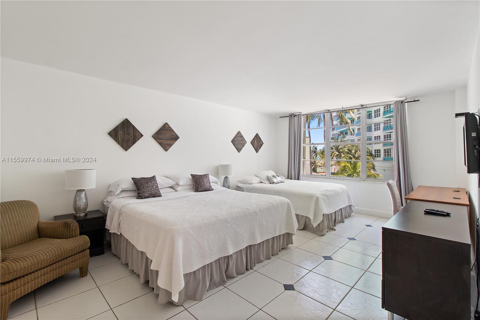 5151 Collins Ave 324, Miami Beach, Florida 33140, 2 Bedrooms Bedrooms, ,2 BathroomsBathrooms,Residentiallease,For Rent,5151 Collins Ave 324,A11559974