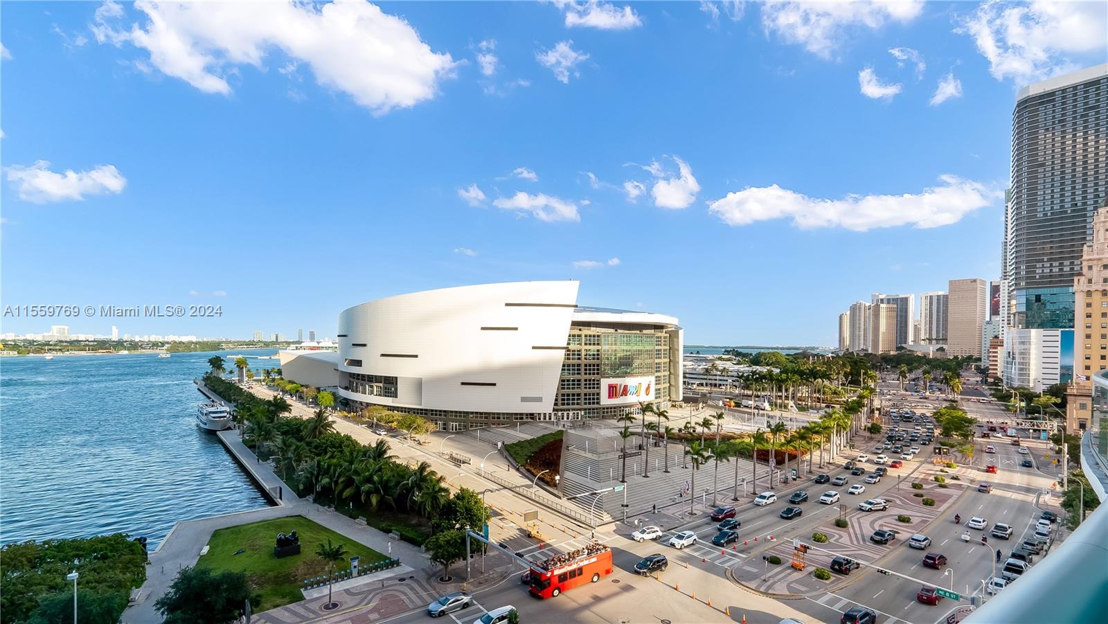 888 Biscayne Blvd 905, Miami, Florida 33132, 1 Bedroom Bedrooms, ,1 BathroomBathrooms,Residential,For Sale,888 Biscayne Blvd 905,A11559769