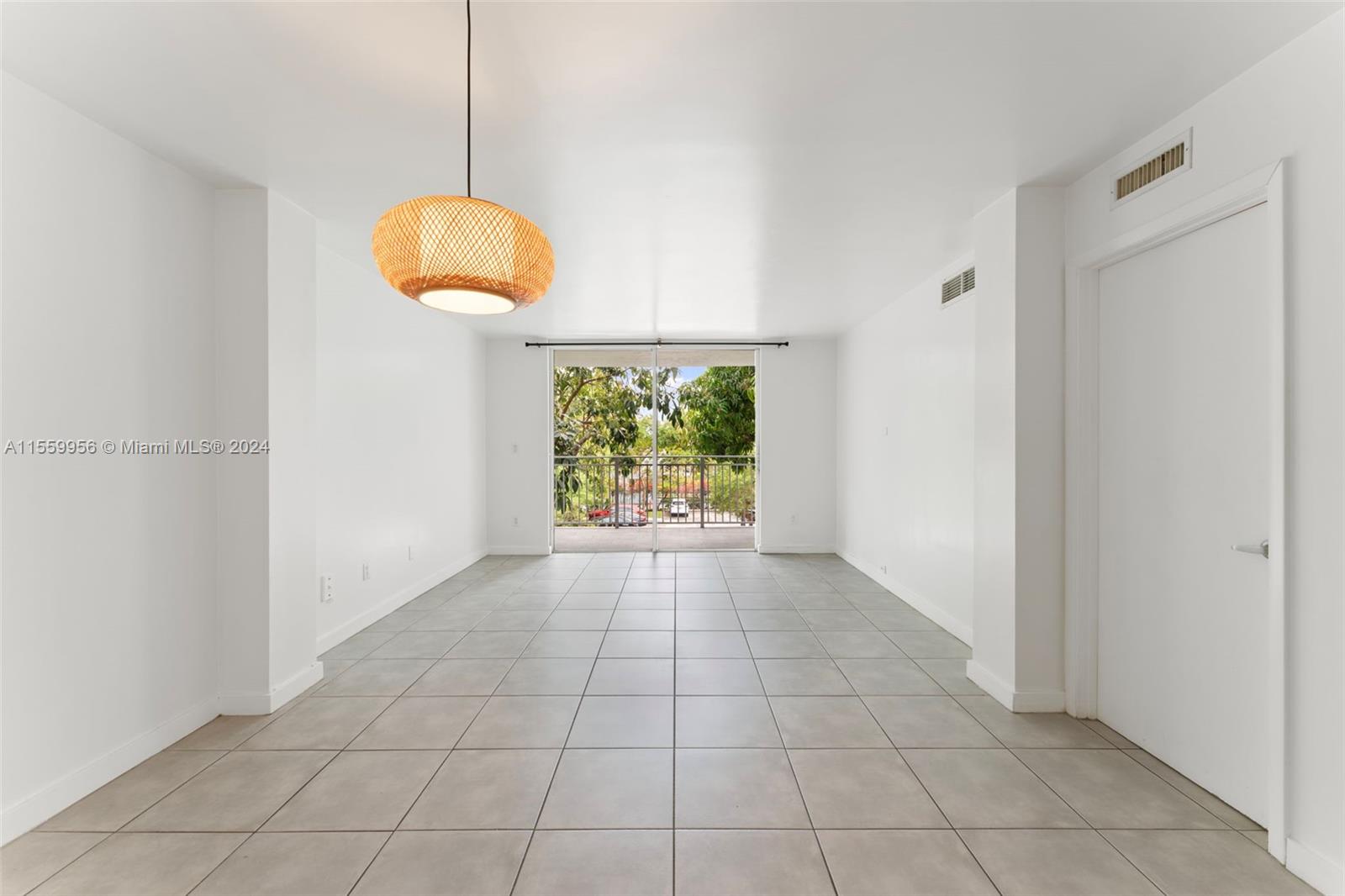 680 NE 64th St A306, Miami, Florida 33138, 1 Bedroom Bedrooms, ,1 BathroomBathrooms,Residentiallease,For Rent,680 NE 64th St A306,A11559956