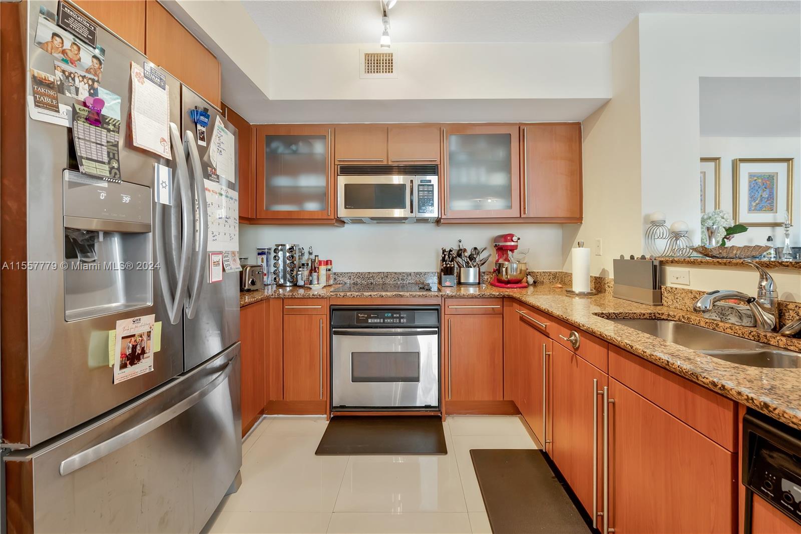 2080 S Ocean Dr 1404, Hallandale Beach, Florida 33009, 2 Bedrooms Bedrooms, ,2 BathroomsBathrooms,Residential,For Sale,2080 S Ocean Dr 1404,A11557779