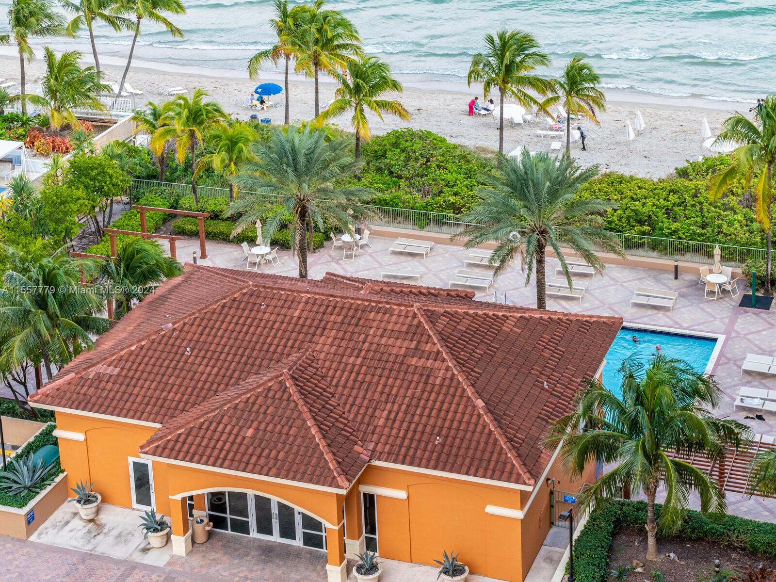 2080 S Ocean Dr 1404, Hallandale Beach, Florida 33009, 2 Bedrooms Bedrooms, ,2 BathroomsBathrooms,Residential,For Sale,2080 S Ocean Dr 1404,A11557779