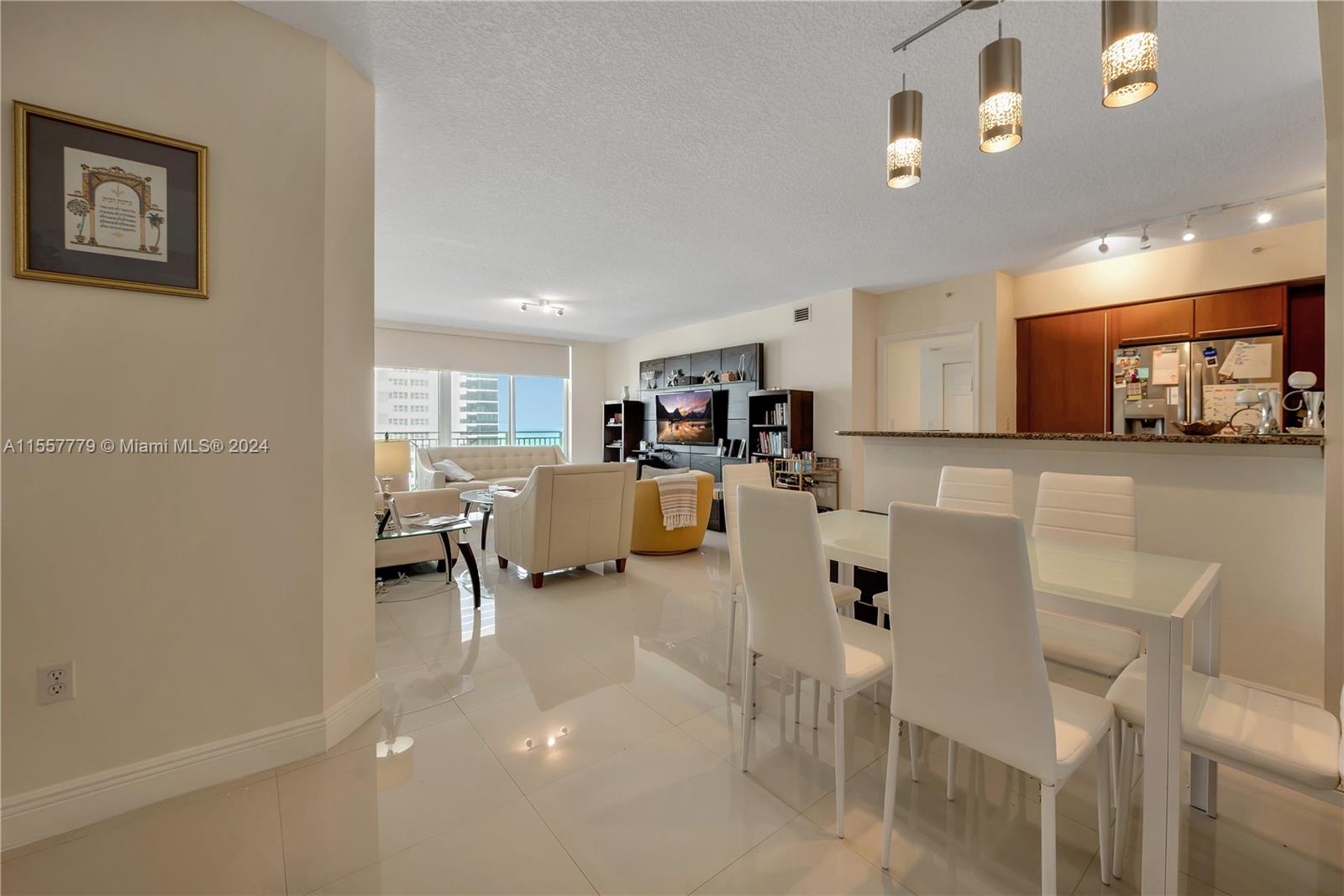 2080 S Ocean Dr 1404, Hallandale Beach, Florida 33009, 2 Bedrooms Bedrooms, ,2 BathroomsBathrooms,Residential,For Sale,2080 S Ocean Dr 1404,A11557779