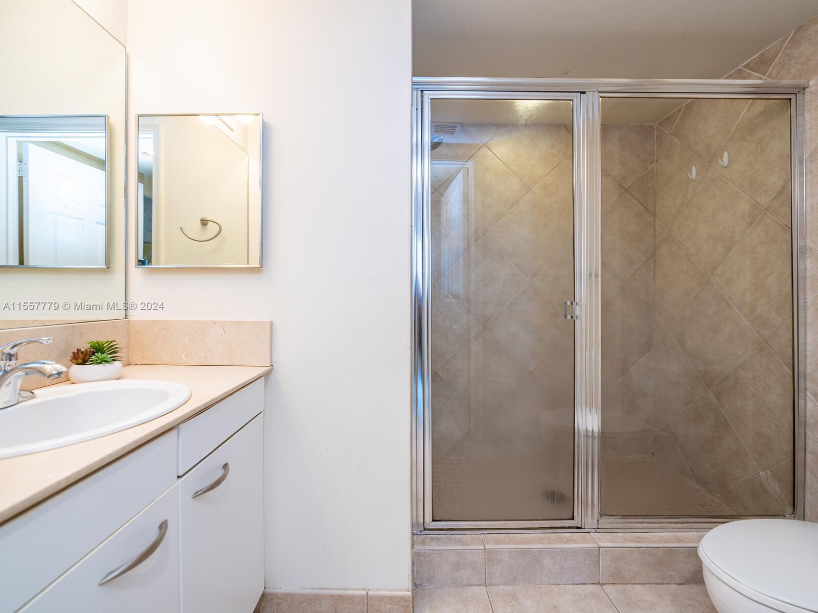 2080 S Ocean Dr 1404, Hallandale Beach, Florida 33009, 2 Bedrooms Bedrooms, ,2 BathroomsBathrooms,Residential,For Sale,2080 S Ocean Dr 1404,A11557779