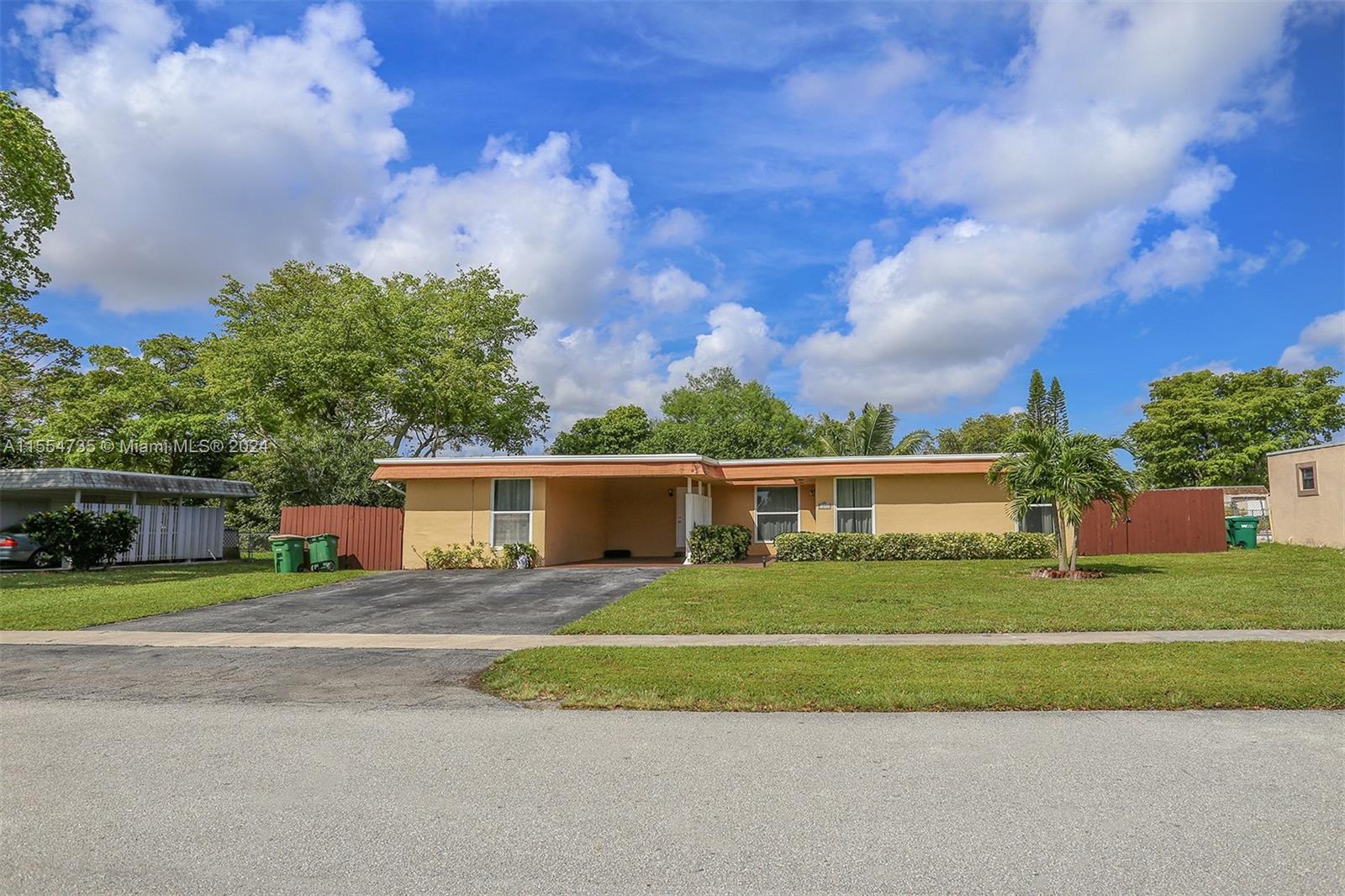 7805 NW 68th Ter, Tamarac, Florida 33321, 3 Bedrooms Bedrooms, ,2 BathroomsBathrooms,Residential,For Sale,7805 NW 68th Ter,A11554735