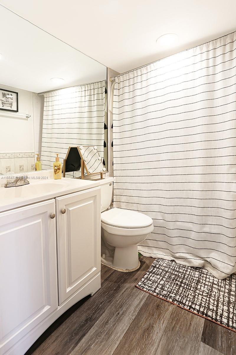 7805 NW 68th Ter, Tamarac, Florida 33321, 3 Bedrooms Bedrooms, ,2 BathroomsBathrooms,Residential,For Sale,7805 NW 68th Ter,A11554735