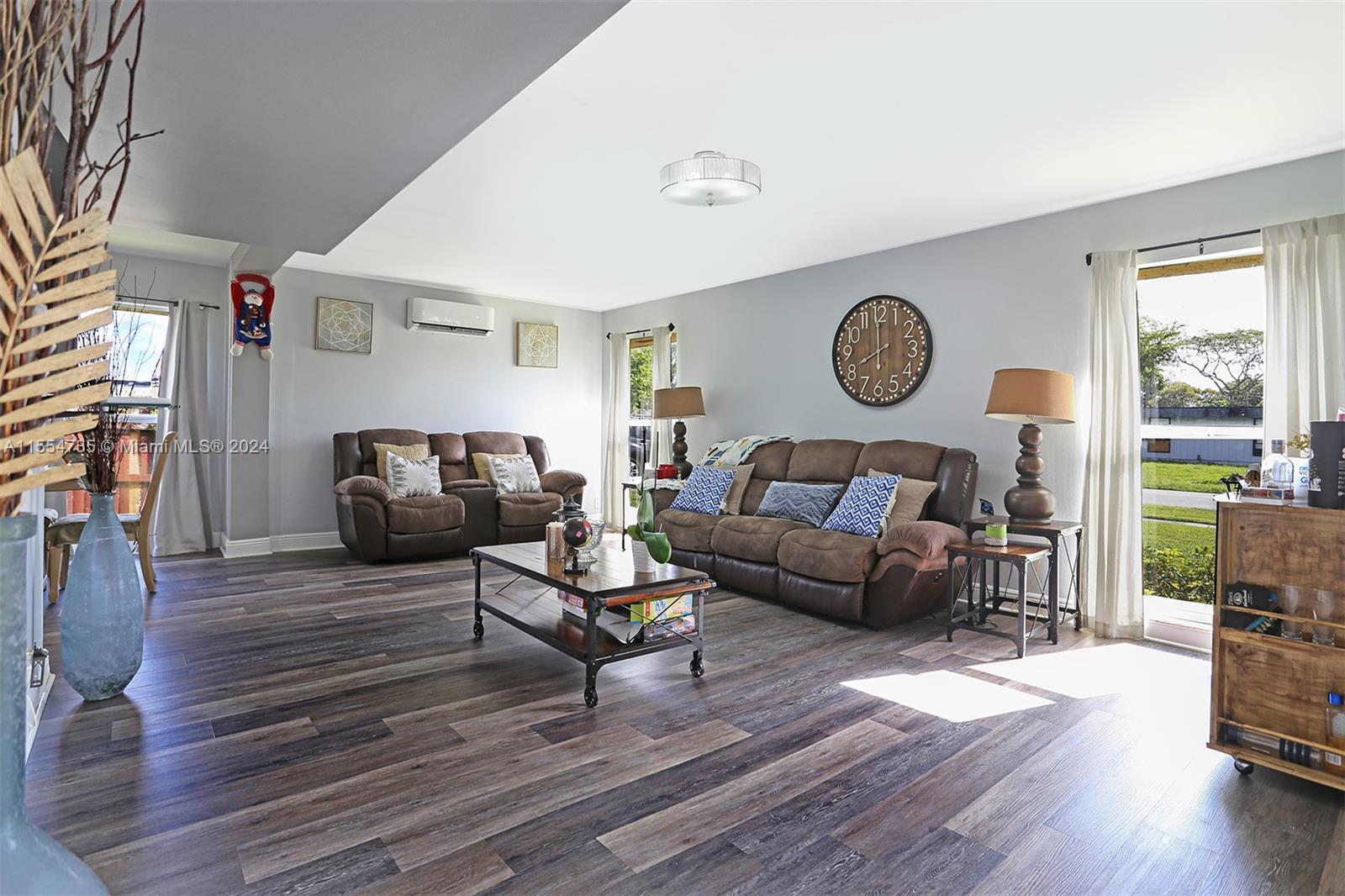 7805 NW 68th Ter, Tamarac, Florida 33321, 3 Bedrooms Bedrooms, ,2 BathroomsBathrooms,Residential,For Sale,7805 NW 68th Ter,A11554735