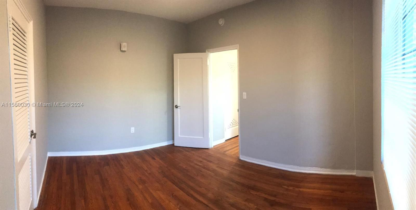 2458 Flamingo Dr 4, Miami Beach, Florida 33140, 1 Bedroom Bedrooms, ,1 BathroomBathrooms,Residentiallease,For Rent,2458 Flamingo Dr 4,A11560030