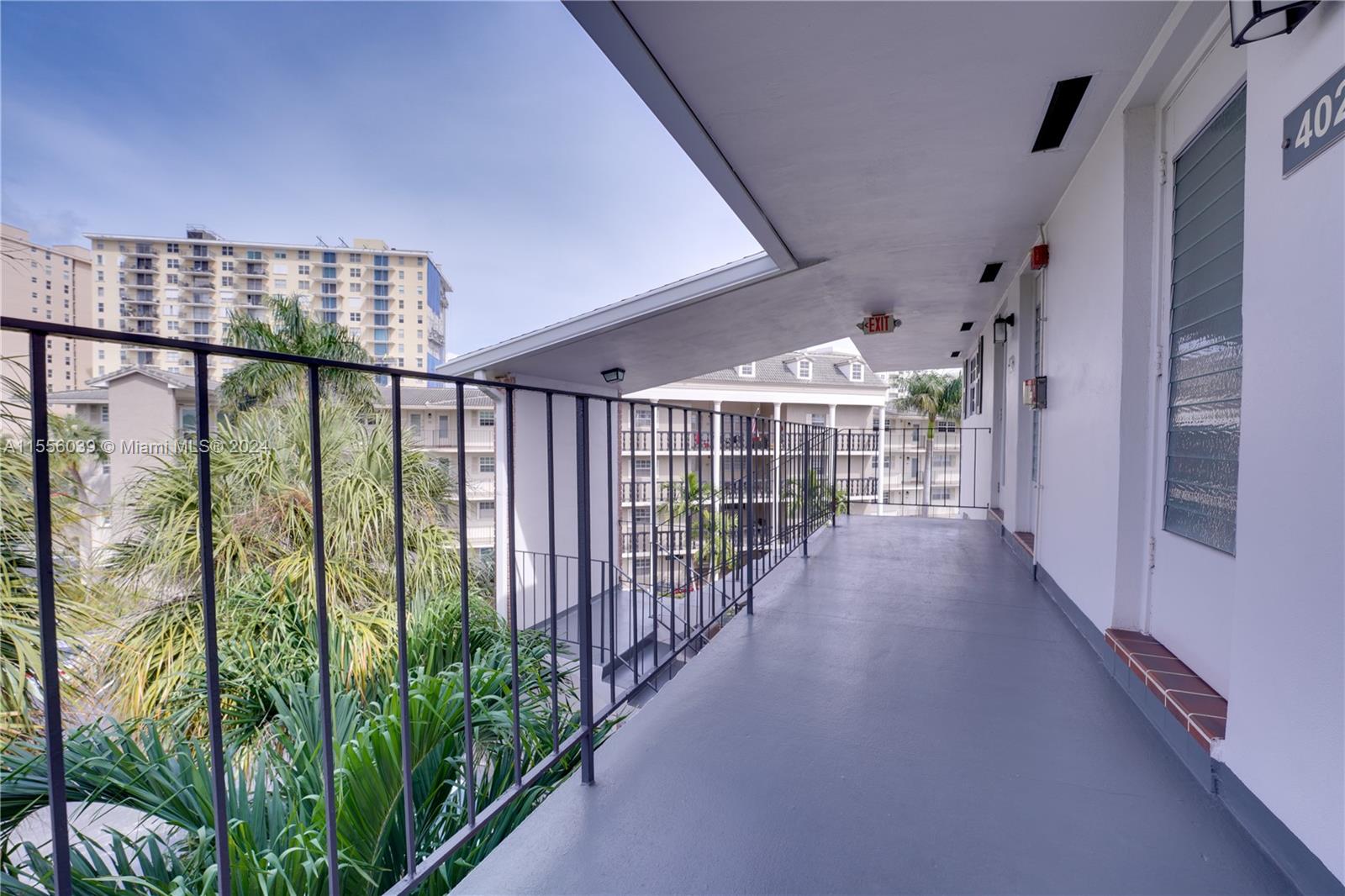 455 Paradise Isle Blvd 402, Hallandale Beach, Florida 33009, 1 Bedroom Bedrooms, ,1 BathroomBathrooms,Residentiallease,For Rent,455 Paradise Isle Blvd 402,A11556039