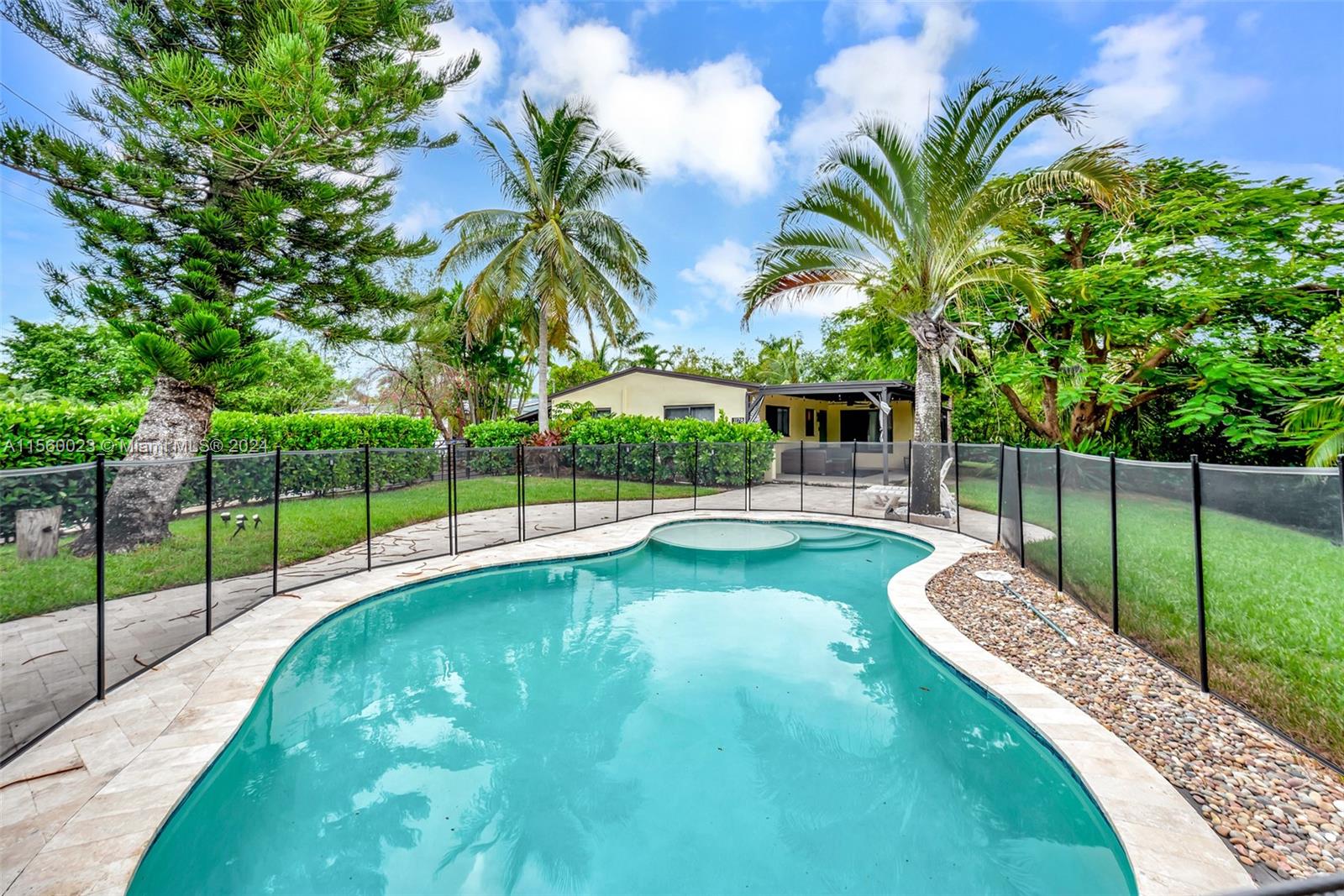 1178 Garfield St 0, Hollywood, Florida 33019, 3 Bedrooms Bedrooms, ,2 BathroomsBathrooms,Residentiallease,For Rent,1178 Garfield St 0,A11560023