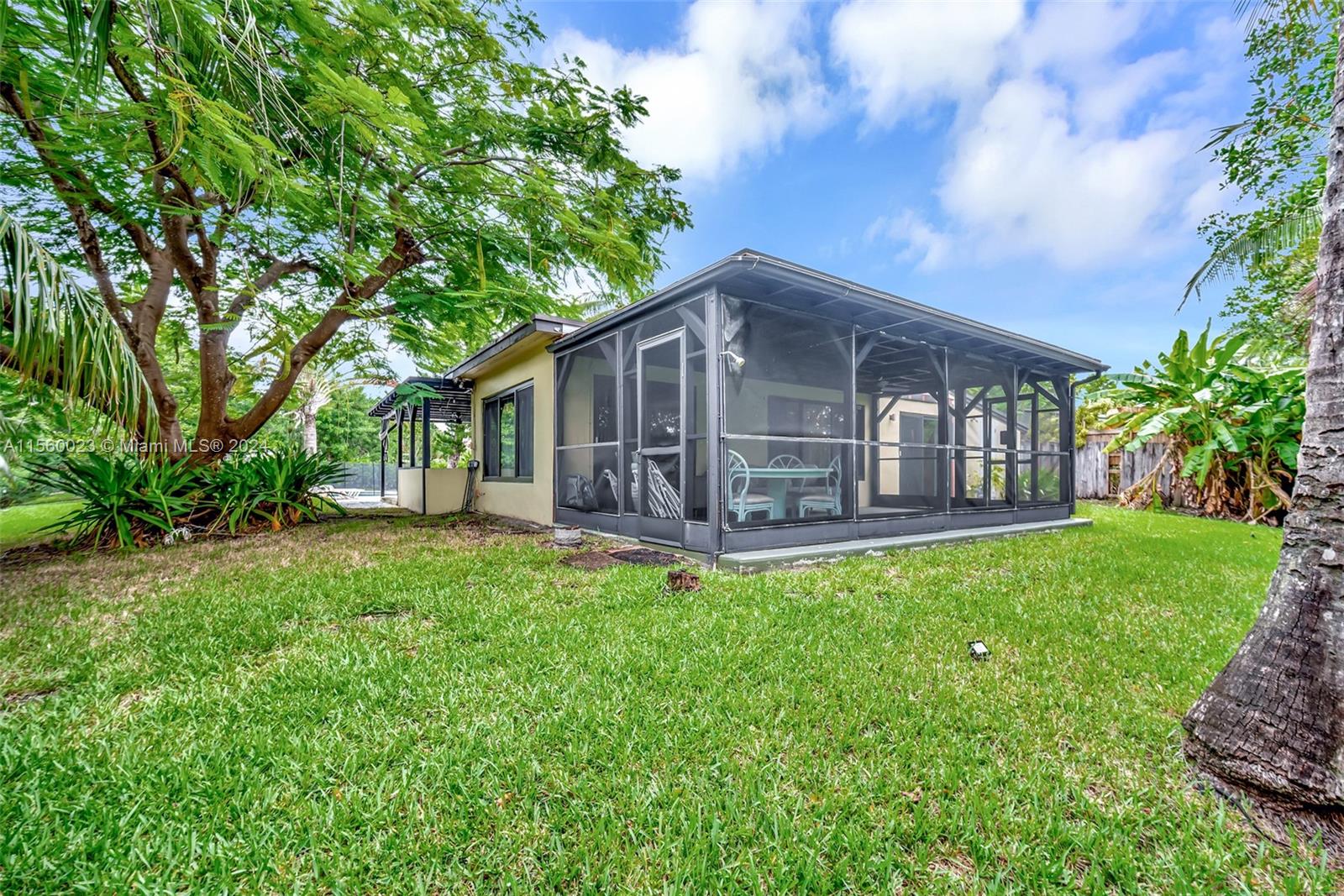 1178 Garfield St 0, Hollywood, Florida 33019, 3 Bedrooms Bedrooms, ,2 BathroomsBathrooms,Residentiallease,For Rent,1178 Garfield St 0,A11560023