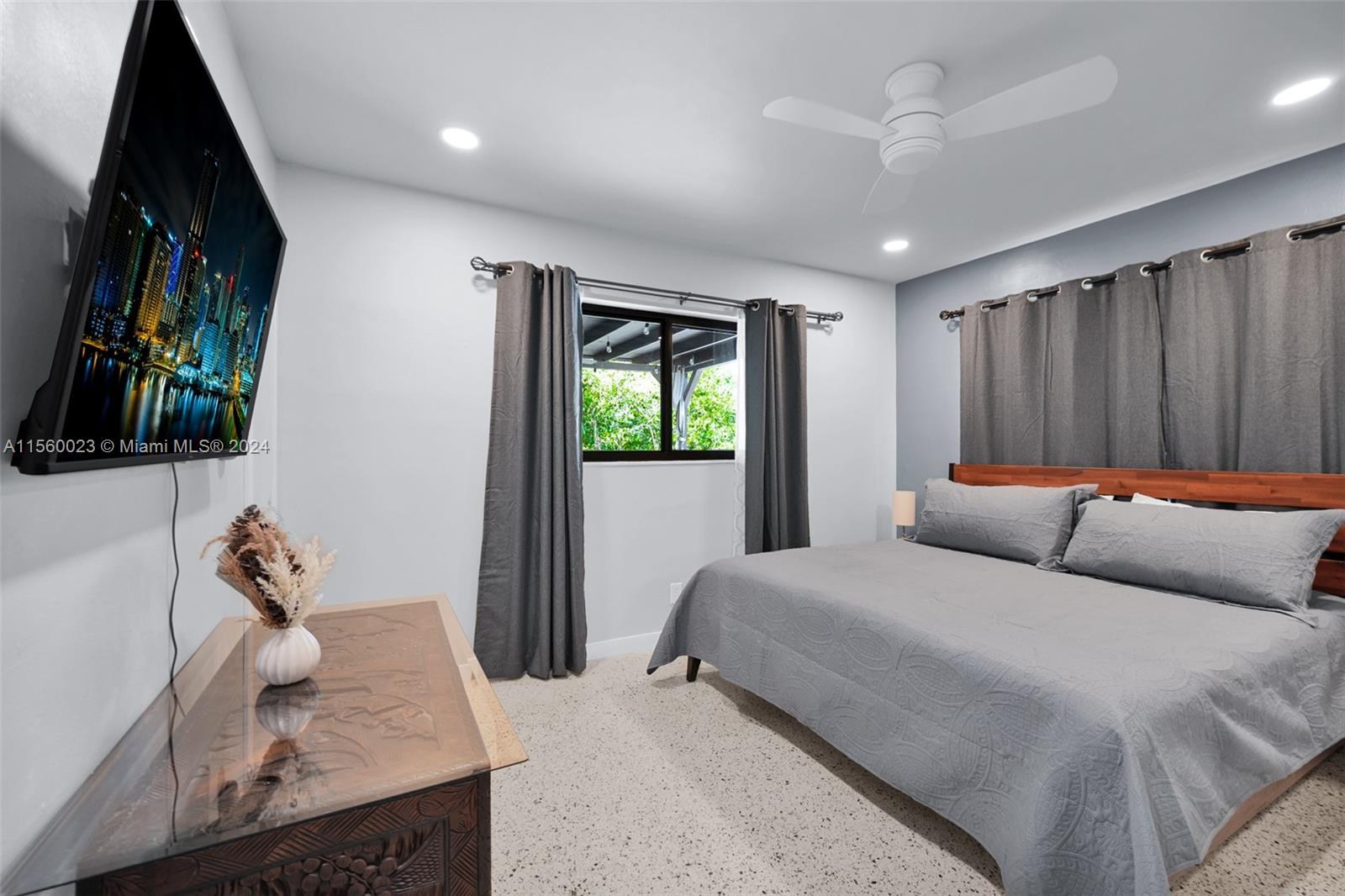 1178 Garfield St 0, Hollywood, Florida 33019, 3 Bedrooms Bedrooms, ,2 BathroomsBathrooms,Residentiallease,For Rent,1178 Garfield St 0,A11560023