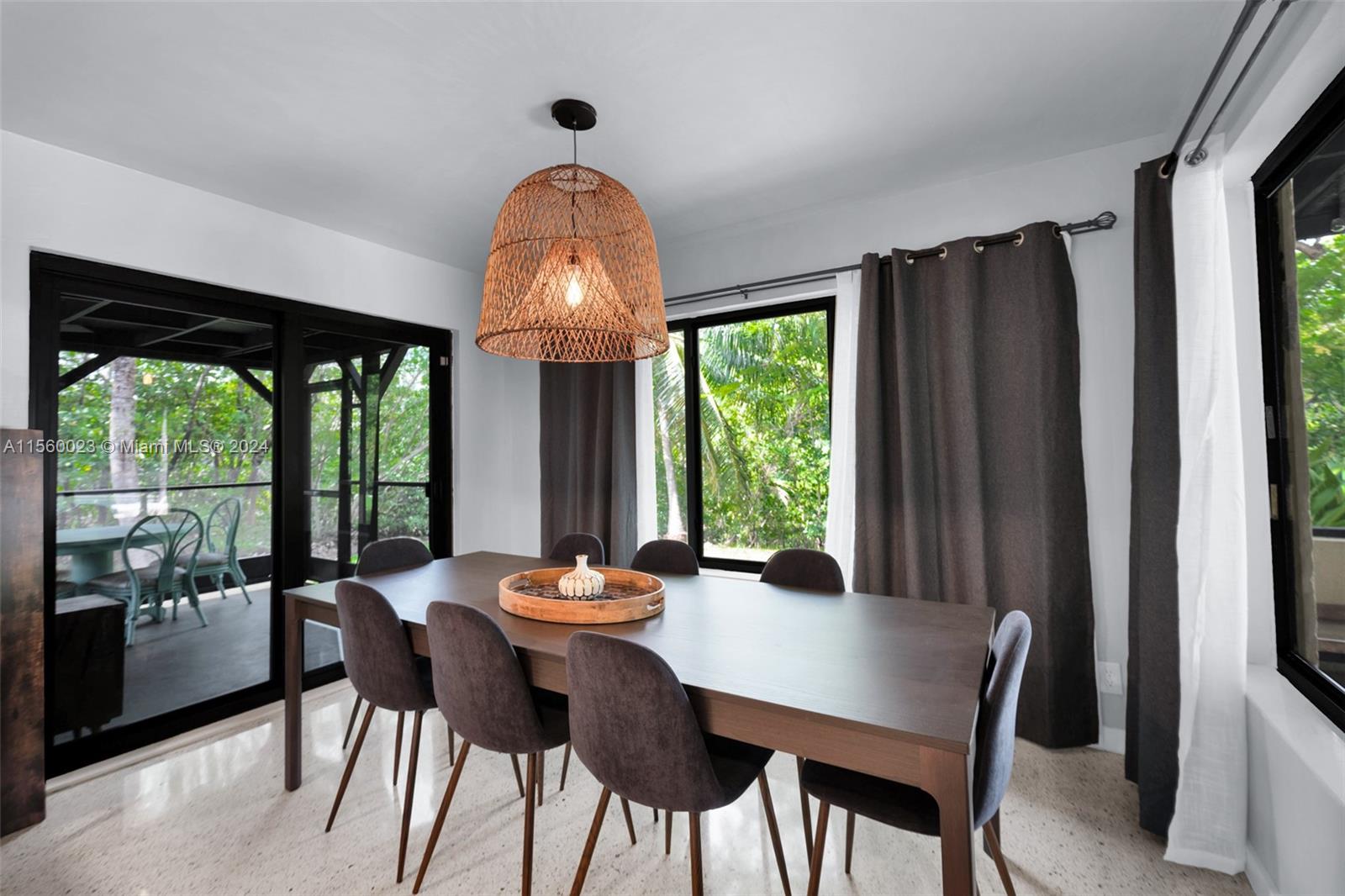 1178 Garfield St 0, Hollywood, Florida 33019, 3 Bedrooms Bedrooms, ,2 BathroomsBathrooms,Residentiallease,For Rent,1178 Garfield St 0,A11560023