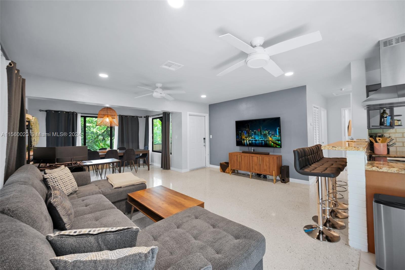 1178 Garfield St 0, Hollywood, Florida 33019, 3 Bedrooms Bedrooms, ,2 BathroomsBathrooms,Residentiallease,For Rent,1178 Garfield St 0,A11560023