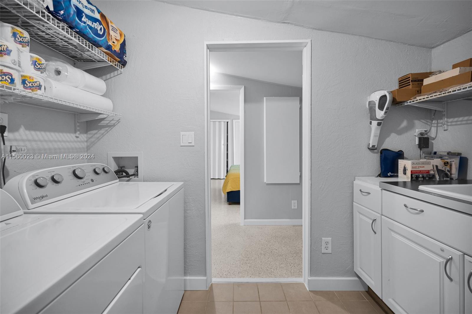 1178 Garfield St 0, Hollywood, Florida 33019, 3 Bedrooms Bedrooms, ,2 BathroomsBathrooms,Residentiallease,For Rent,1178 Garfield St 0,A11560023