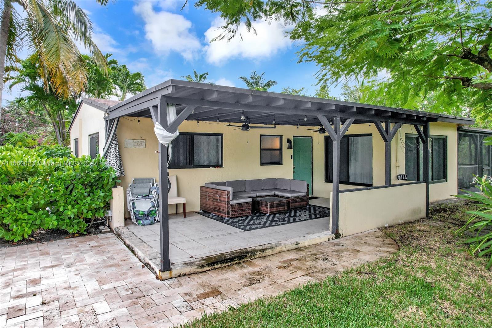 1178 Garfield St 0, Hollywood, Florida 33019, 3 Bedrooms Bedrooms, ,2 BathroomsBathrooms,Residentiallease,For Rent,1178 Garfield St 0,A11560023