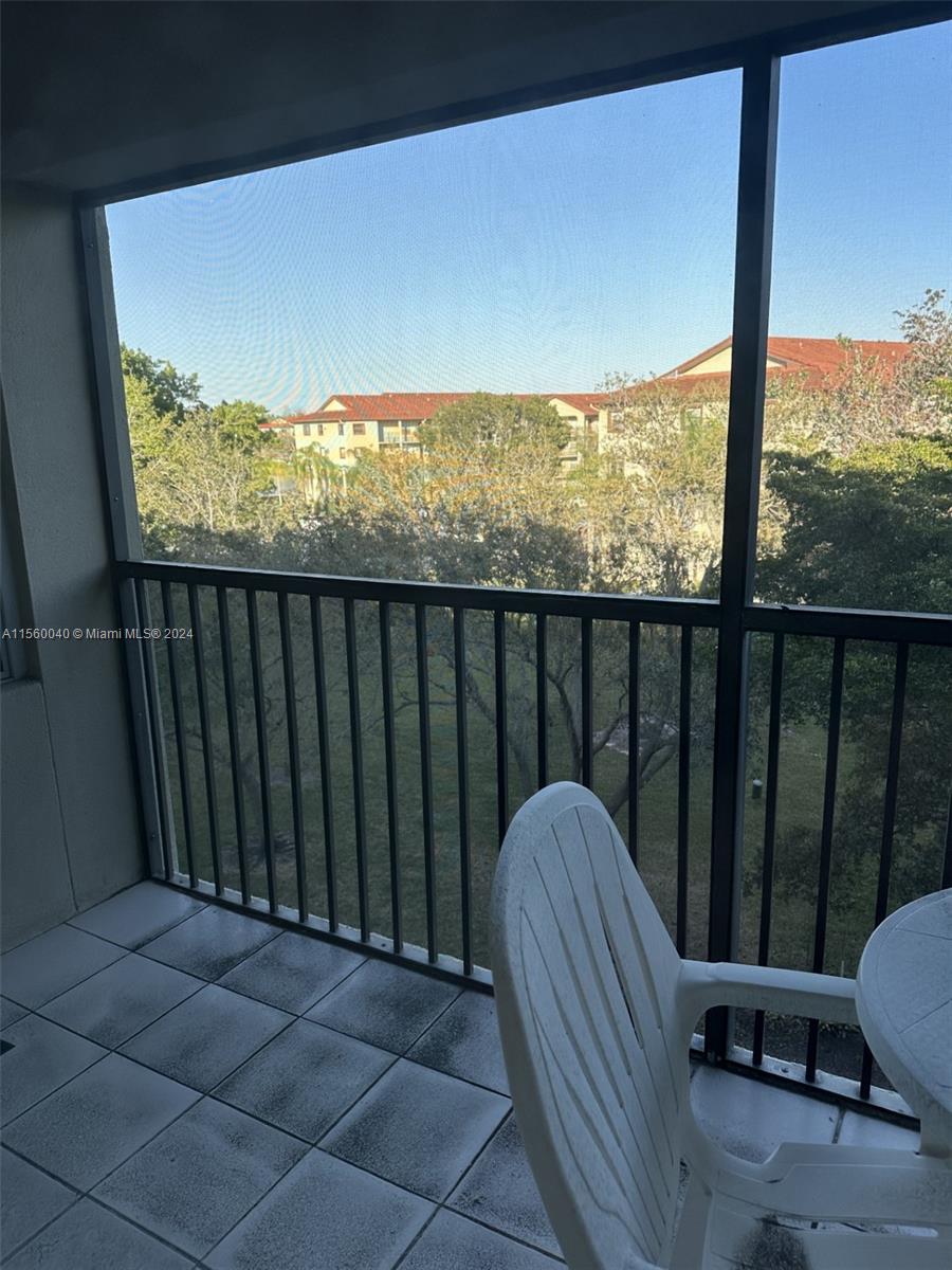 1501 SW 131st Way 406P, Pembroke Pines, Florida 33027, 2 Bedrooms Bedrooms, ,2 BathroomsBathrooms,Residentiallease,For Rent,1501 SW 131st Way 406P,A11560040