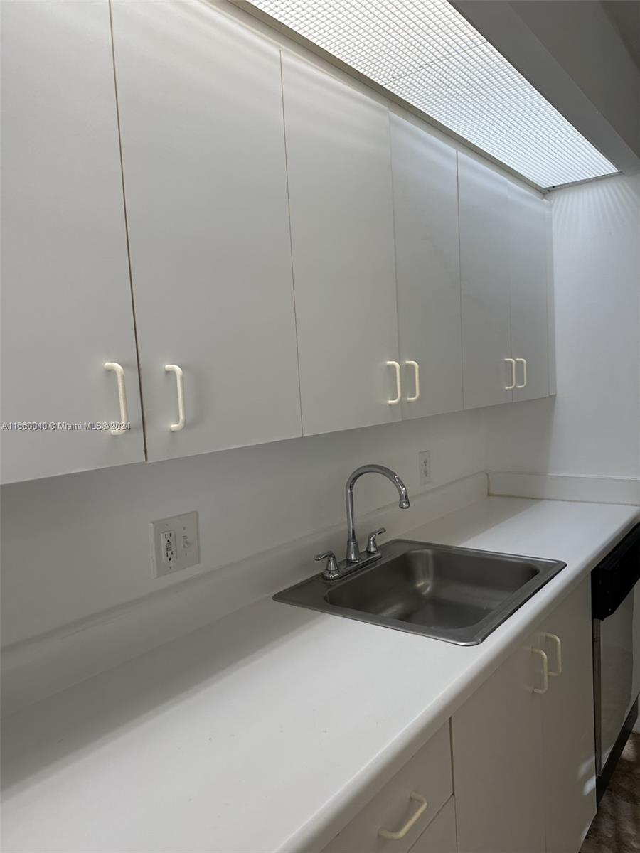 1501 SW 131st Way 406P, Pembroke Pines, Florida 33027, 2 Bedrooms Bedrooms, ,2 BathroomsBathrooms,Residentiallease,For Rent,1501 SW 131st Way 406P,A11560040