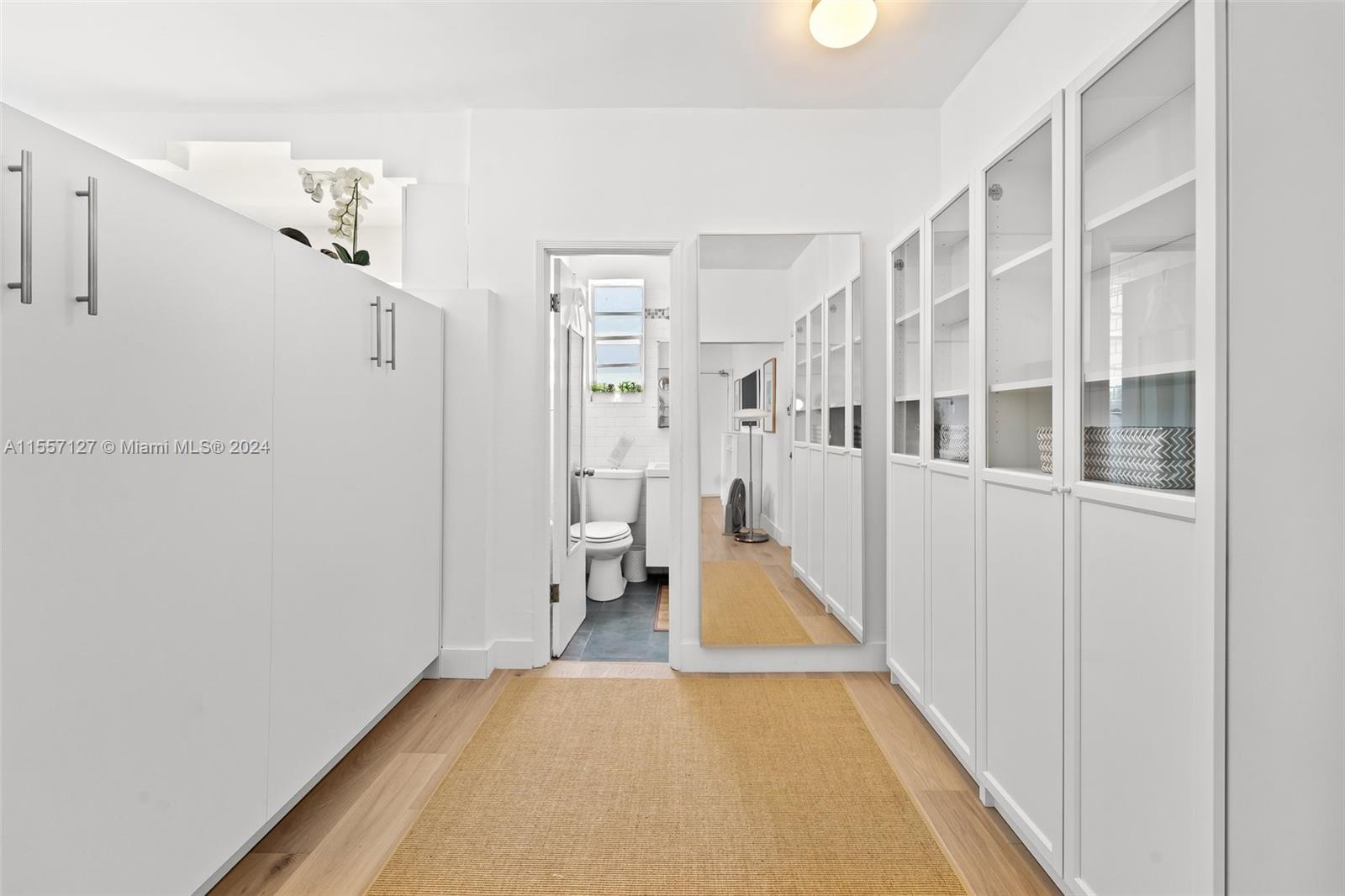 1005 Meridian Ave 7, Miami Beach, Florida 33139, 1 Bedroom Bedrooms, ,1 BathroomBathrooms,Residentiallease,For Rent,1005 Meridian Ave 7,A11557127