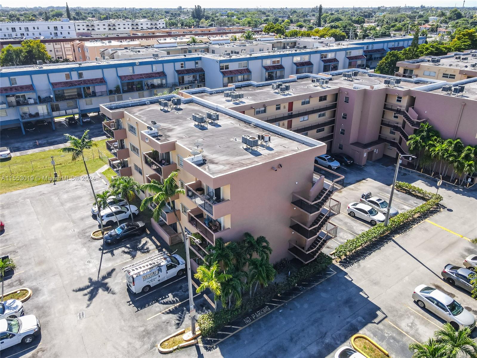 403 NW 72 AVE 118G, Miami, Florida 33126-5855, 2 Bedrooms Bedrooms, ,1 BathroomBathrooms,Residential,For Sale,403 NW 72 AVE 118G,A11553019