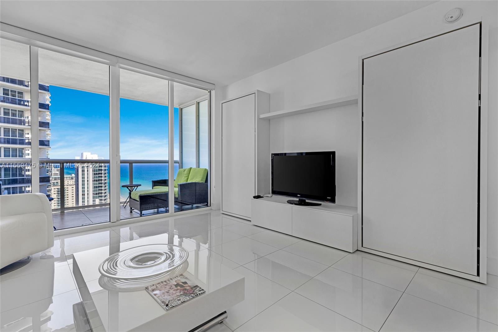 1830 S Ocean Dr 2609, Hallandale Beach, Florida 33009, 1 Bedroom Bedrooms, ,1 BathroomBathrooms,Residentiallease,For Rent,1830 S Ocean Dr 2609,A11559475
