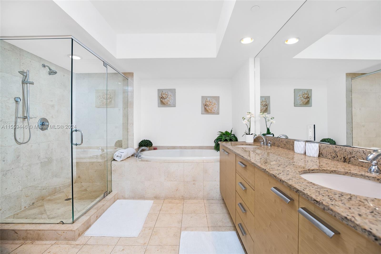 1830 S Ocean Dr 2808, Hallandale Beach, Florida 33009, 2 Bedrooms Bedrooms, ,2 BathroomsBathrooms,Residentiallease,For Rent,1830 S Ocean Dr 2808,A11559446