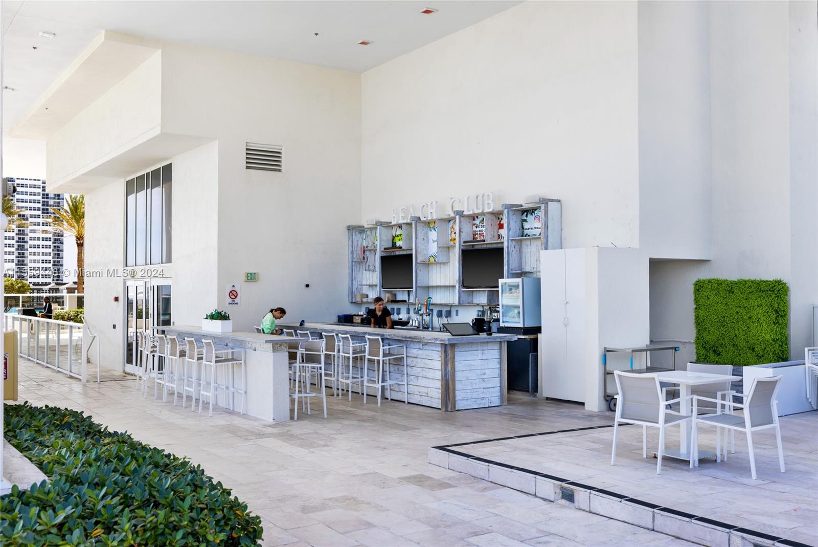 1830 S Ocean Dr 2808, Hallandale Beach, Florida 33009, 2 Bedrooms Bedrooms, ,2 BathroomsBathrooms,Residentiallease,For Rent,1830 S Ocean Dr 2808,A11559446