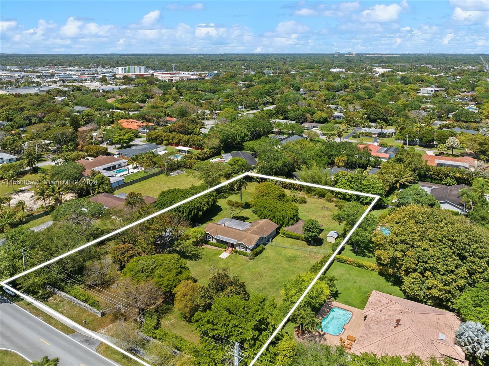 8205 SW 136th St  For Sale A11560057, FL