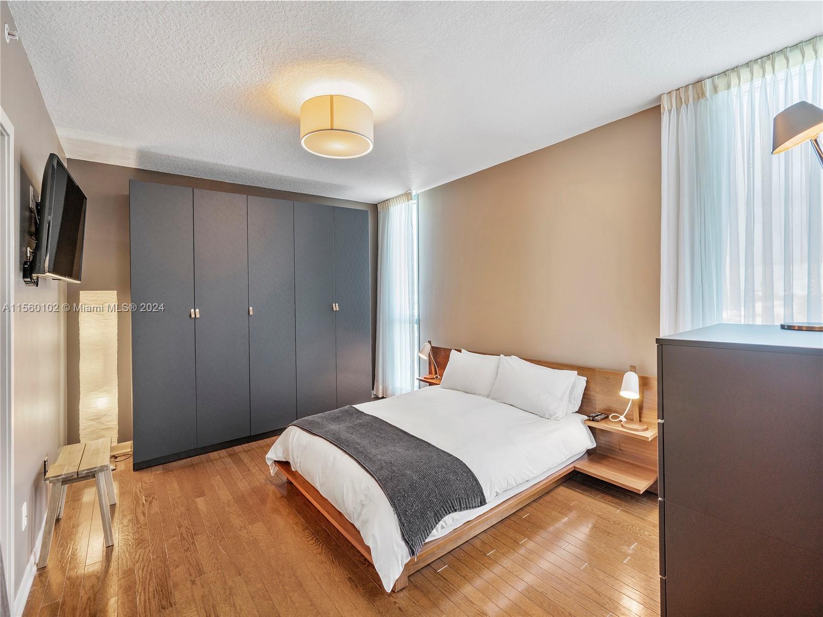 1500 Ocean Dr 810, Miami Beach, Florida 33139, 2 Bedrooms Bedrooms, ,2 BathroomsBathrooms,Residentiallease,For Rent,1500 Ocean Dr 810,A11560102