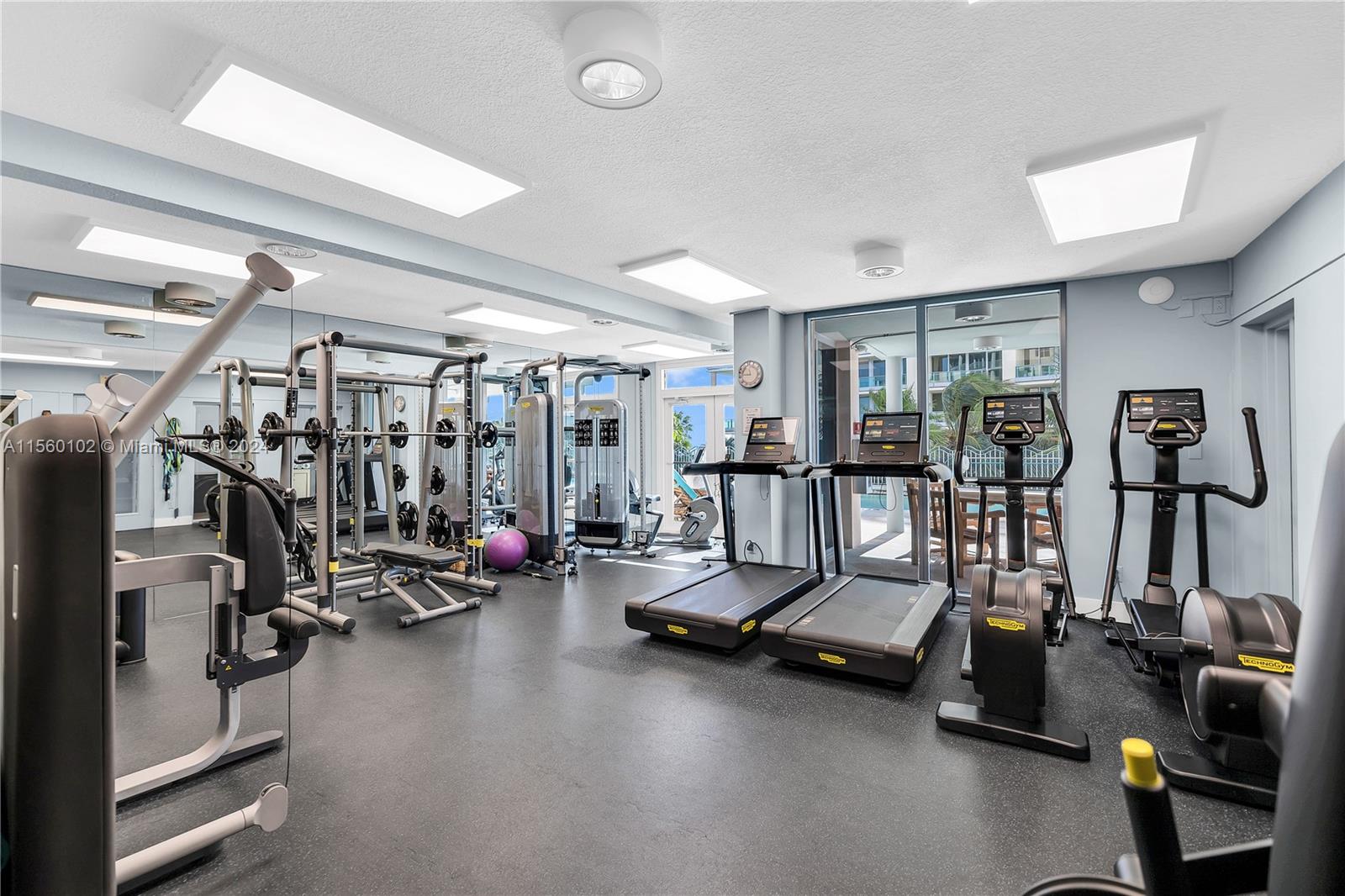 1500 Ocean Dr 810, Miami Beach, Florida 33139, 2 Bedrooms Bedrooms, ,2 BathroomsBathrooms,Residentiallease,For Rent,1500 Ocean Dr 810,A11560102