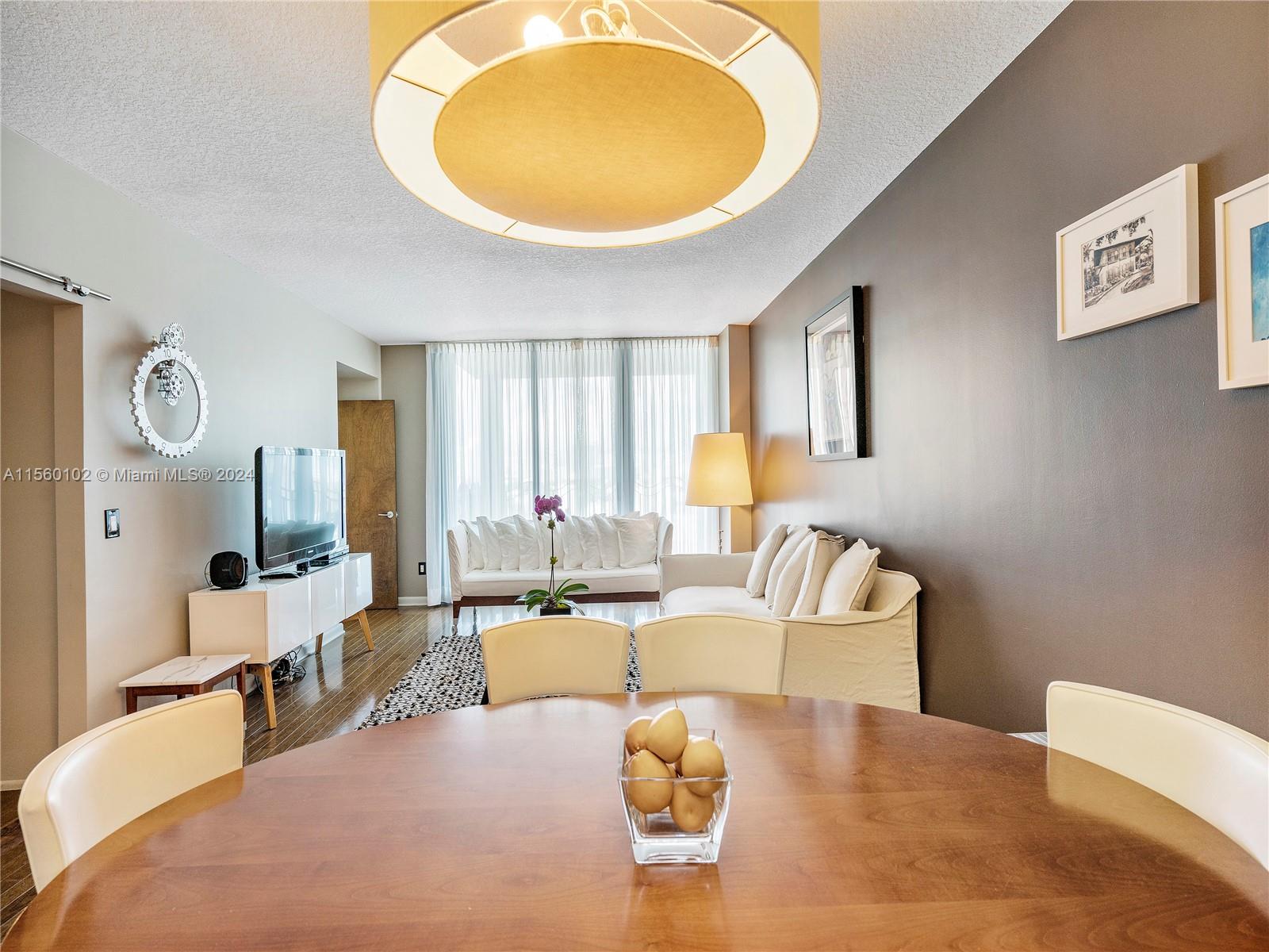 1500 Ocean Dr 810, Miami Beach, Florida 33139, 2 Bedrooms Bedrooms, ,2 BathroomsBathrooms,Residentiallease,For Rent,1500 Ocean Dr 810,A11560102