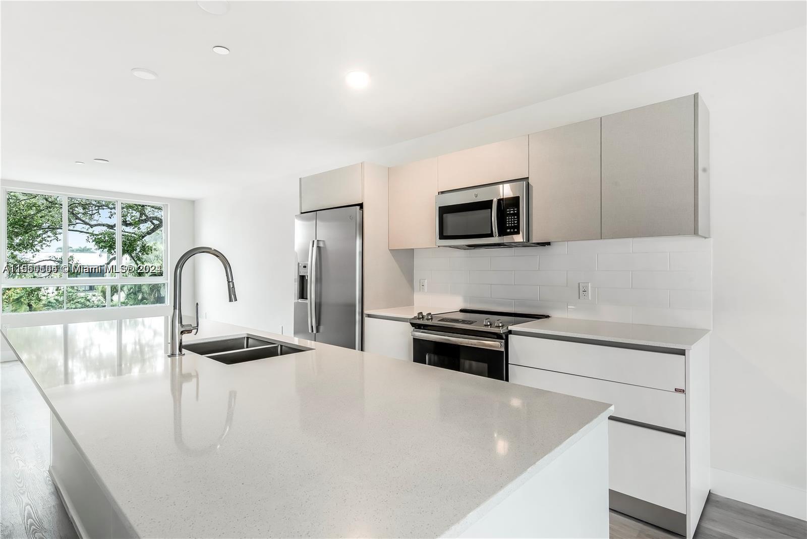 2555 NE 193rd St 2204, Miami, Florida 33180, 2 Bedrooms Bedrooms, ,2 BathroomsBathrooms,Residential,For Sale,2555 NE 193rd St 2204,A11560104