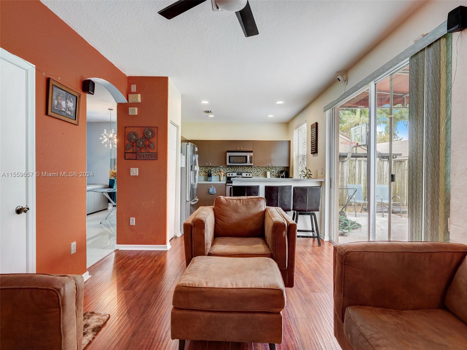 1240 SE 19th Ave, Homestead, Florida 33035, 3 Bedrooms Bedrooms, ,2 BathroomsBathrooms,Residential,For Sale,1240 SE 19th Ave,A11559657