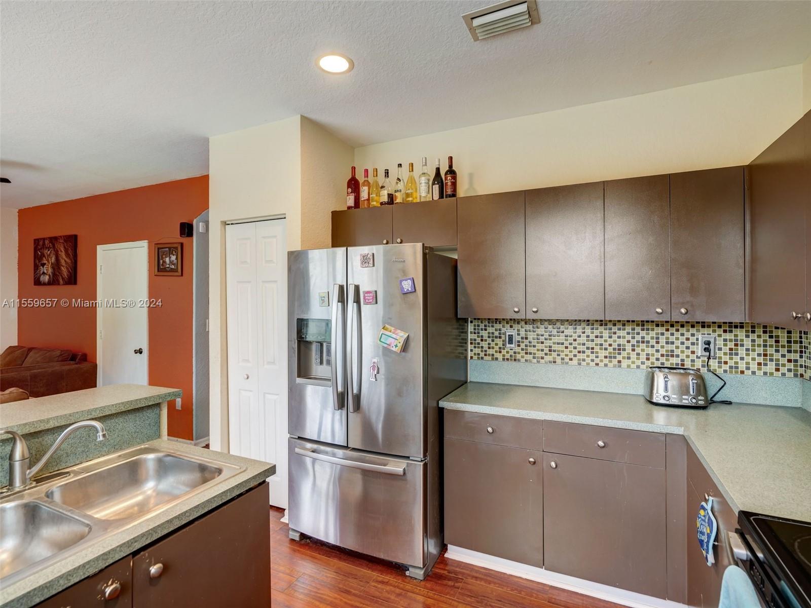 1240 SE 19th Ave, Homestead, Florida 33035, 3 Bedrooms Bedrooms, ,2 BathroomsBathrooms,Residential,For Sale,1240 SE 19th Ave,A11559657