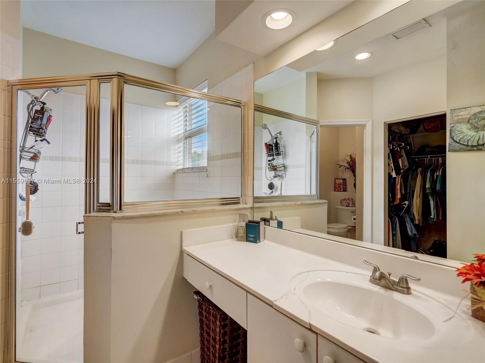 1240 SE 19th Ave, Homestead, Florida 33035, 3 Bedrooms Bedrooms, ,2 BathroomsBathrooms,Residential,For Sale,1240 SE 19th Ave,A11559657